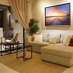 Luxury New Condo With Amazing Pool